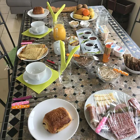 Frühstückspension D'hotes Le Clos De 3*