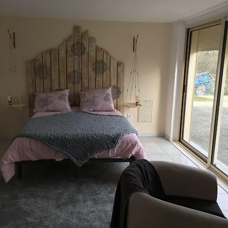 Frühstückspension D'hotes Le Clos De 3*