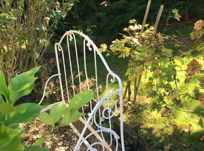 D'hotes Le Clos De Bed and breakfast