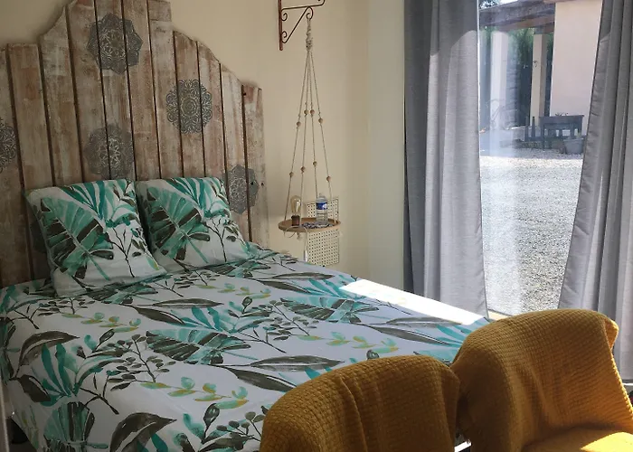 D'hotes Le Clos De Bed and breakfast Rapevache